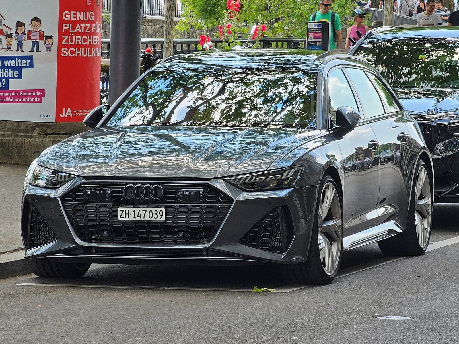 Audi RS 6 Avant from the Roventra Auto inventory